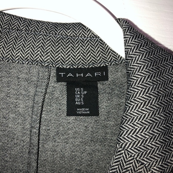 NWOT Tahari Gray Blazer - Picture 6 of 11
